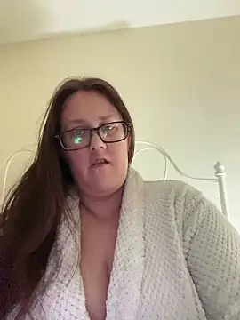 Snapshot of Foxy_Evie40XO chatting on 12-22-24, 06:04 Foxy Evie40XO online show from 12-22-24, 06:04