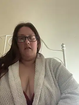 Snapshot of Foxy_Evie40XO chatting on 12-23-24, 10:55 Foxy Evie40XO online show from 12-23-24, 10:55
