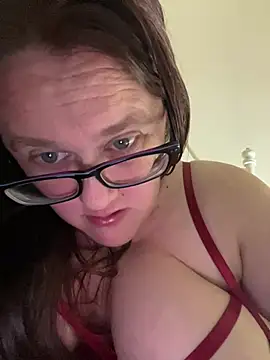 Snapshot of Foxy_Evie40XO chatting on 12-25-24, 07:13 Foxy Evie40XO online show from 12-25-24, 07:13