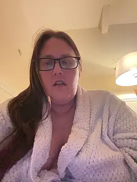 Snapshot of Foxy_Evie40XO chatting on 12-28-24, 09:08 Foxy Evie40XO online show from 12-28-24, 09:08