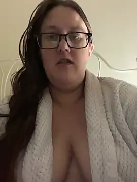 Snapshot of Foxy_Evie40XO chatting on 01-01-25, 03:57 Foxy Evie40XO online show from 01-01-25, 03:57