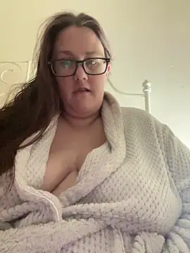Snapshot of Foxy_Evie40XO chatting on 01-23-25, 11:37 Foxy Evie40XO online show from 01-23-25, 11:37