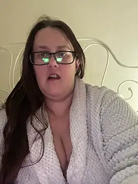 Snapshot of Foxy_Evie40XO chatting on 02-02-25, 03:49 Foxy Evie40XO online show from 02-02-25, 03:49