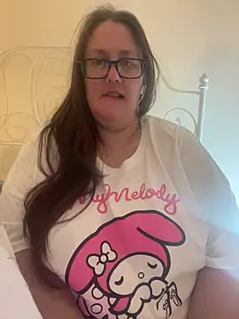 Snapshot of Foxy_Evie40XO chatting on 02-11-25, 01:41 Foxy Evie40XO online show from 02-11-25, 01:41
