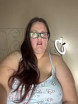 Snapshot of Foxy_Evie40XO chatting on 02-12-25, 12:55 Foxy Evie40XO online show from 02-12-25, 12:55