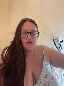 Snapshot of Foxy_Evie40XO chatting on 02-23-25, 06:45 Foxy Evie40XO online show from 02-23-25, 06:45