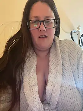 Snapshot of Foxy_Evie40XO chatting on 03-02-25, 09:11 Foxy Evie40XO online show from 03-02-25, 09:11
