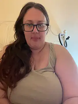 Snapshot of Foxy_Evie40XO chatting on 03-03-25, 11:44 Foxy Evie40XO online show from 03-03-25, 11:44