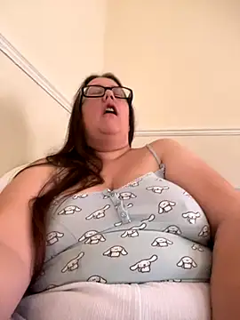 Snapshot of Foxy_Evie40XO chatting on 11-16-25, 08:53 Foxy Evie40XO online show from 11-16-25, 08:53