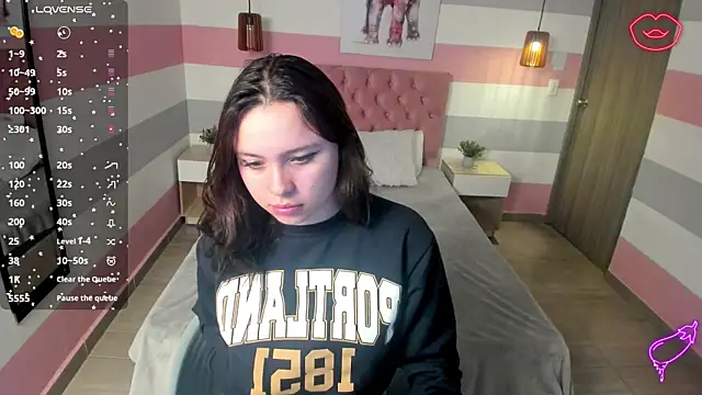 Snapshot of Carol_Pinter chatting on 01-15-25, 05:29 Carol Pinter online show from 01-15-25, 05:29