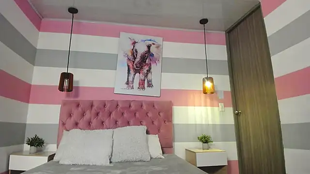 Snapshot of Carol_Pinter chatting on 01-24-25, 12:10 Carol Pinter online show from 01-24-25, 12:10