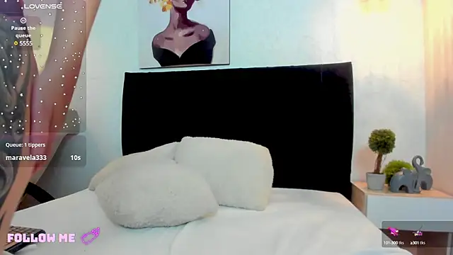 Snapshot of Carol_Pinter chatting on 02-11-25, 07:23 Carol Pinter online show from 02-11-25, 07:23