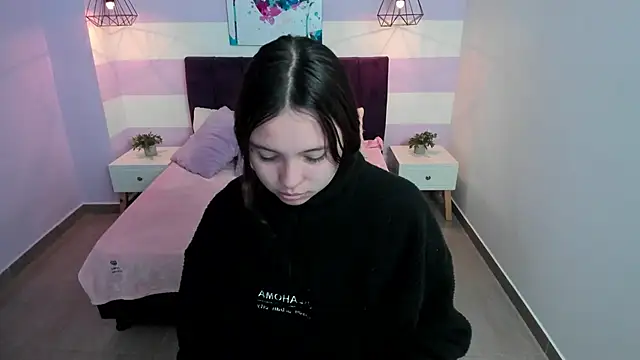 Snapshot of Carol_Pinter chatting on 03-20-25, 12:22 Carol Pinter online show from 03-20-25, 12:22