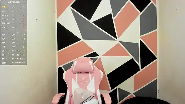 Snapshot of Carol_Pinter chatting on 09-24-25, 12:58 Carol Pinter online show from 09-24-25, 12:58