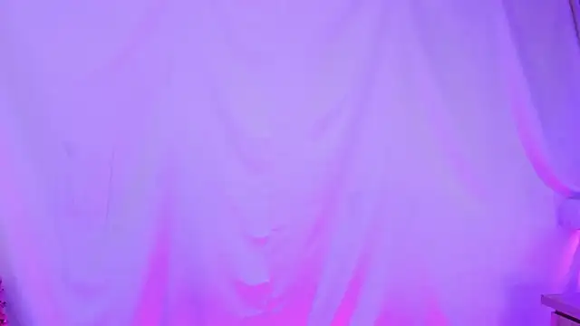 Snapshot of adelarangel chatting on 01-27-25, 06:52 adelarangel online show from 01-27-25, 06:52