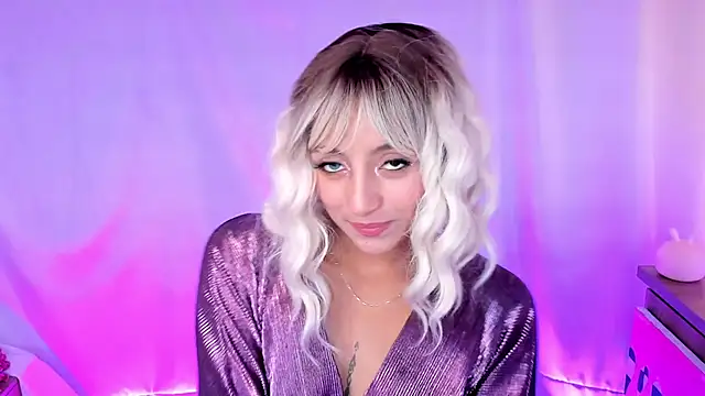 Snapshot of adelarangel chatting on 02-19-25, 09:14 adelarangel online show from 02-19-25, 09:14