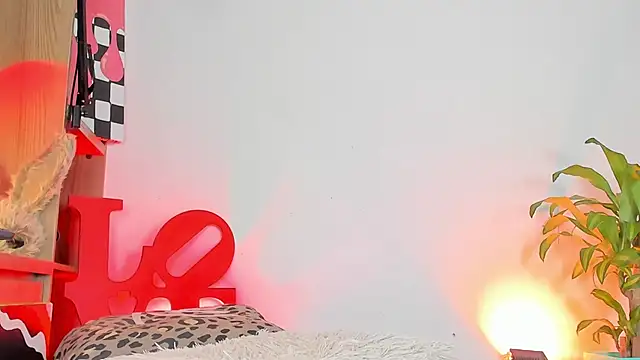 Snapshot of adelarangel chatting on 11-19-25, 12:10 adelarangel online show from 11-19-25, 12:10