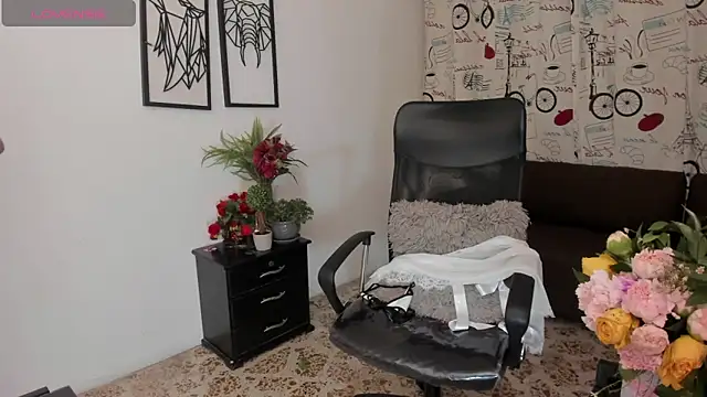 Snapshot of Danielacossio chatting on 09-18-25, 04:03 Danielacossio online show from 09-18-25, 04:03