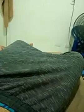 Snapshot of alexandre12115 chatting on 03-11-26, 07:58 alexandre12115 online show from 03-11-26, 07:58