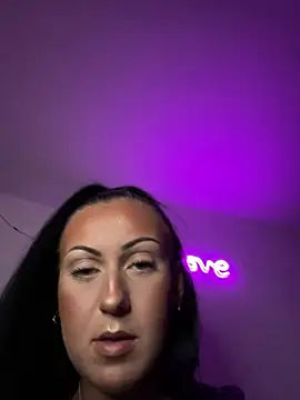 Snapshot of SweNatasha chatting on 12-12-24, 09:04 SweNatasha online show from 12-12-24, 09:04