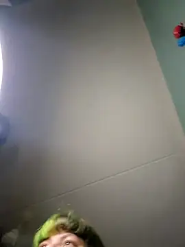 Snapshot of kira_132 chatting on 11-11-25, 02:22 kira 132 online show from 11-11-25, 02:22