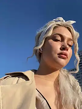 KikiWatson online show from 01-11-25, 07:06