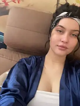 KikiWatson online show from 02-28-25, 12:20