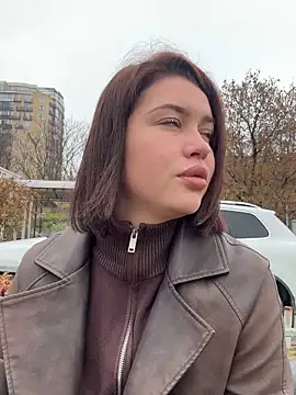 KikiWatson online show from 11-13-25, 07:07