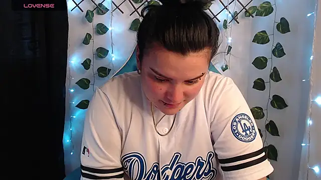 Nika 1  online show from 05-14-26, 09:32