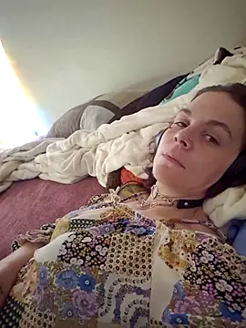 thatonespicychick online show from 12-23-24, 09:29