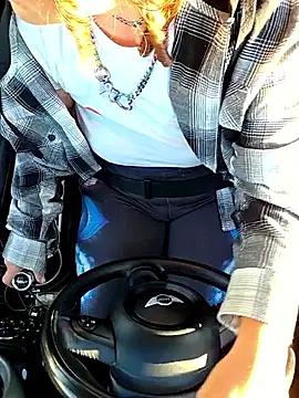 thatonespicychick online show from 09-15-25, 01:44