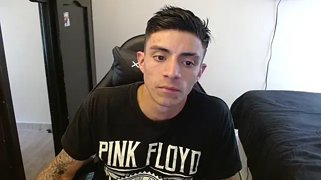 kv   xxx  online show from 11-04-25, 06:29