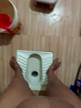 Snapshot of sneha_telugu_girl chatting on 03-04-25, 04:17 sneha telugu girl online show from 03-04-25, 04:17