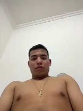 Snapshot of stiven-p23 chatting on 06-08-26, 03:29 stiven-p23 online show from 06-08-26, 03:29