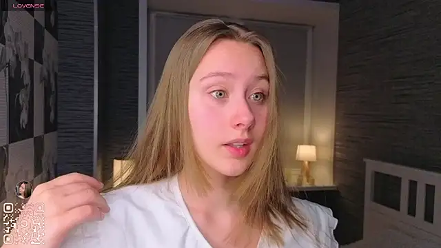 Snapshot of EthalBuffkin chatting on 10-30-25, 07:14 EthalBuffkin online show from 10-30-25, 07:14