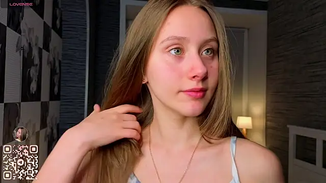 Snapshot of EthalBuffkin chatting on 10-31-25, 07:04 EthalBuffkin online show from 10-31-25, 07:04