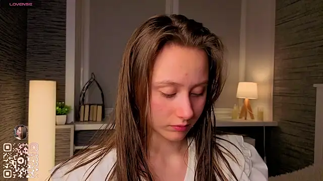 Snapshot of EthalBuffkin chatting on 12-18-25, 07:20 EthalBuffkin online show from 12-18-25, 07:20