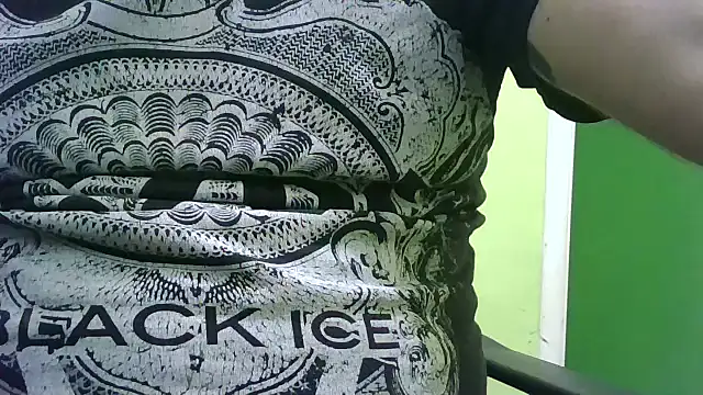 loganwolverine02 online show from 02-04-25, 02:32