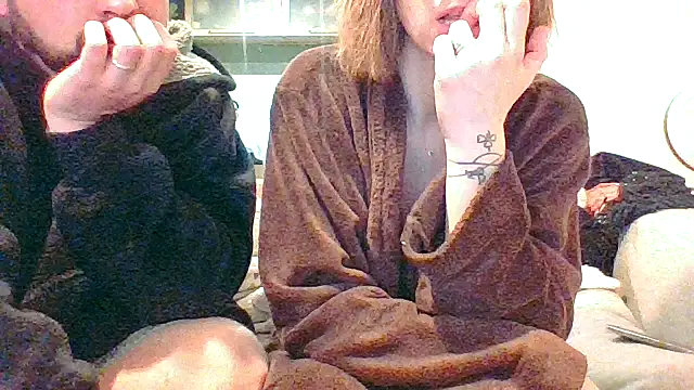 Snapshot of Cplhdef chatting on 02-23-26, 06:27 Cplhdef online show from 02-23-26, 06:27