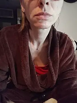 Snapshot of Cplhdef chatting on 03-01-26, 07:27 Cplhdef online show from 03-01-26, 07:27