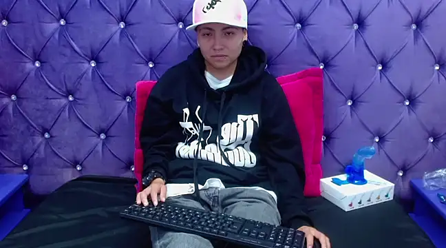 Im Mathias online show from 01-11-25, 02:41