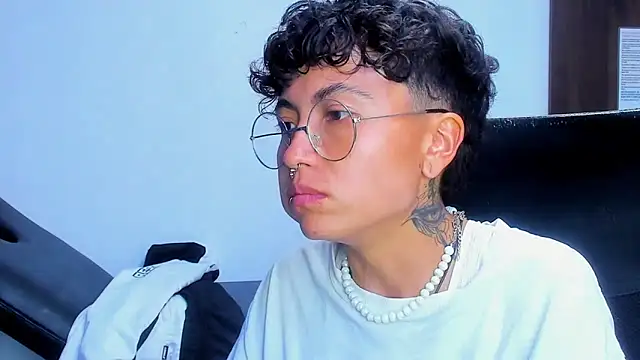 Im Mathias online show from 02-17-26, 03:36