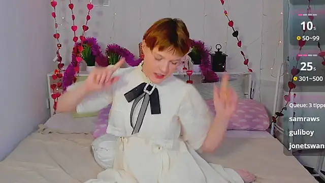 DreamyLuna online show from 01-13-25, 12:09