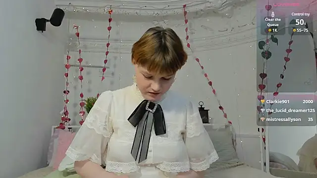 DreamyLuna online show from 01-20-25, 03:15