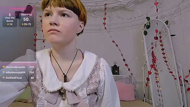 DreamyLuna online show from 01-22-25, 06:20