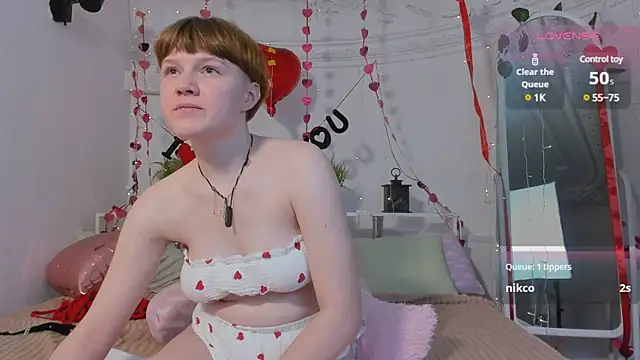 DreamyLuna online show from 01-29-25, 12:01