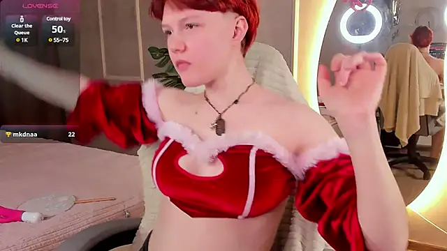 DreamyLuna online show from 02-10-25, 12:19