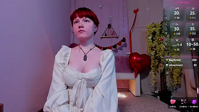 DreamyLuna online show from 02-10-25, 06:31