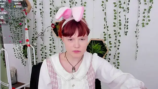 DreamyLuna online show from 03-16-25, 03:47