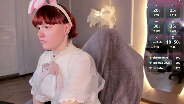 DreamyLuna online show from 03-23-25, 03:32